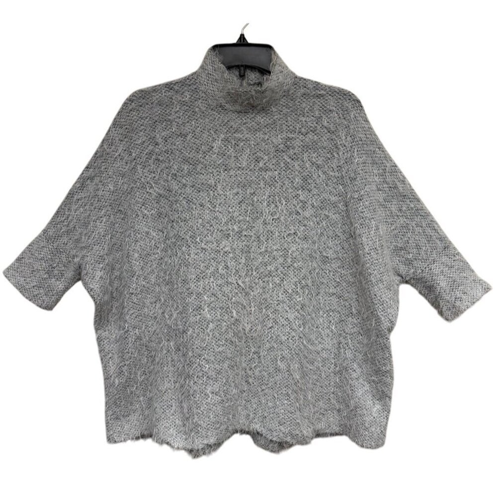 Stradivarius Cropped Dolman Sleeve Mock Neck Gray “Hairy” Sweater Size Medium‎
